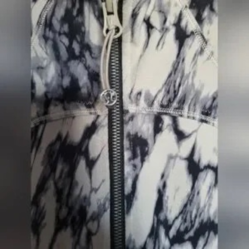 Women's Black & White Marble-Print Zip Jacket - Picture 4 of 5